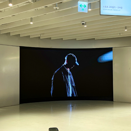  P1.5 Indoor HD LED screens in Korean shopping malls